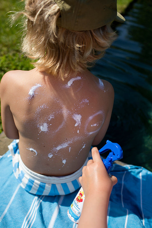 Hoe vaak moet je je kind insmeren met zonnecrème? 7 praktische tips